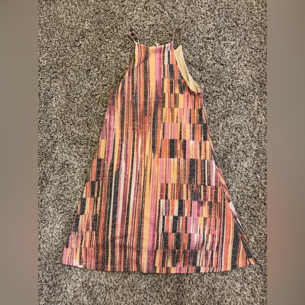 Size medium multi pattern Dress - Picture 2 of 3